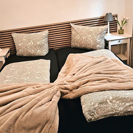 Ferienwohnung Зінсгайм Екстер'єр фото